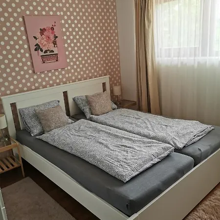 Mediterran Vendeghaz Feriehus *